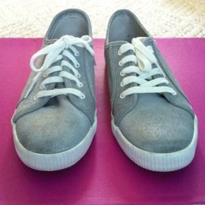 keds Shoes - ✨HOST PICK!✨ Silver metallic Keds tennis shoes keds Shoes - ✨HOST PICK!✨ Silver metallic Keds tennis shoes