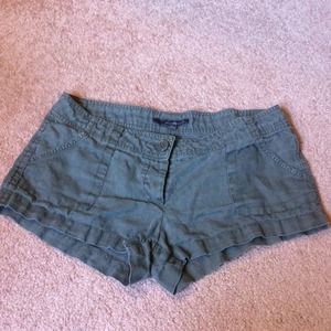 Forever 21 Pants - Forever 21 Dark Green Shorts Forever 21 Pants - Forever 21 Dark Green Shorts