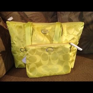 NWT Coach Nylon Weekend Bag 2 Pc Set NWT Coach Nylon Weekend Bag 2 Pc Set