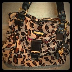 Authentic juicy couture large bag Authentic juicy couture large bag