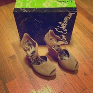 REDUCED Sam Edelman Javi Suede with Wooden Wedge REDUCED Sam Edelman Javi Suede with Wooden Wedge