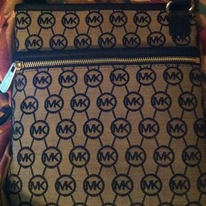 Michael Kors Crossbody Purse Michael Kors Crossbody Purse