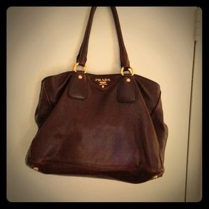 Chocolate brown leather Prada tote bag purse Chocolate brown leather Prada tote bag purse
