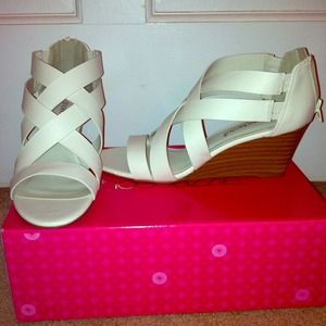 Shoedazzle Shoes - Strappy White Wedge Sandals Shoedazzle Shoes - Strappy White Wedge Sandals