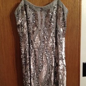 Adrianna Papell silver sequin beaded dress Adrianna Papell silver sequin beaded dress