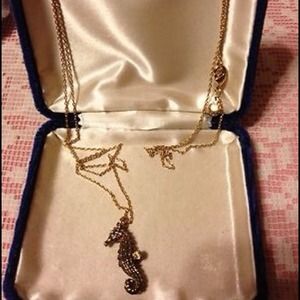 Jcrew seahorse pendant necklace Jcrew seahorse pendant necklace
