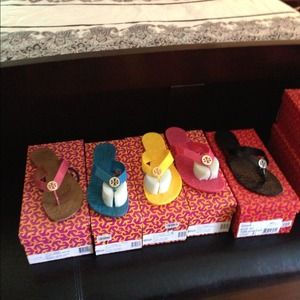 Sharing Tory Burch Thora Flats Sharing Tory Burch Thora Flats