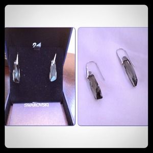 Swarovski earrings. PERFECT condition Swarovski earrings. PERFECT condition