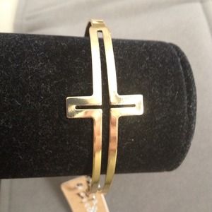 Gold sideways cross cuff Gold sideways cross cuff