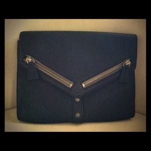 Botkier trigger clutch black leather Botkier trigger clutch black leather