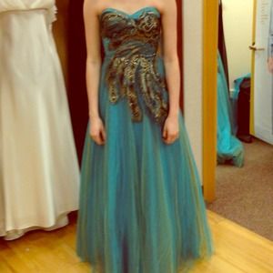 Peacock feathers strapless prom dress Peacock feathers strapless prom dress