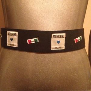 Moschino logo belt red wall designer glam chic Moschino logo belt red wall designer glam chic