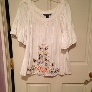 French Connection white embroidered top 4 French Connection white embroidered top 4