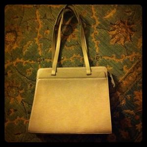 Louis Vuitton tote. Grey Epi Leather. Louis Vuitton tote. Grey Epi Leather.