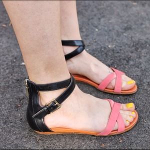 ๏Host pick๏Rebecca Minkoff Bettina sandals ๏Host pick๏Rebecca Minkoff Bettina sandals