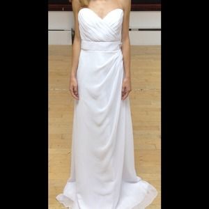 NWT Mori Lee white prom/pageant/wedding gown sz 2 NWT Mori Lee white prom/pageant/wedding gown sz 2