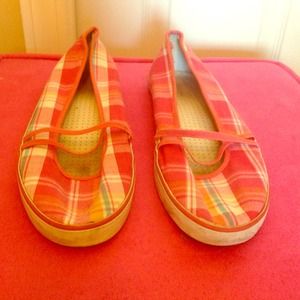 FUN Merona Shoes. In great condition! FUN Merona Shoes. In great condition!