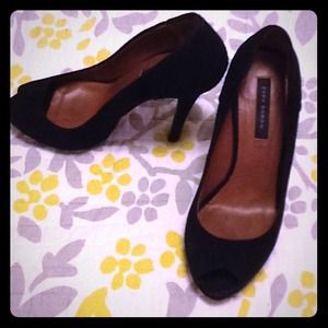 *Gorgeous Like New Zara Black "Suede" Heels* *Gorgeous Like New Zara Black "Suede" Heels*