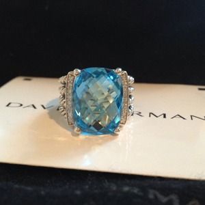 AUTHENTIC David Yurman blue topaz Wheaton ring AUTHENTIC David Yurman blue topaz Wheaton ring