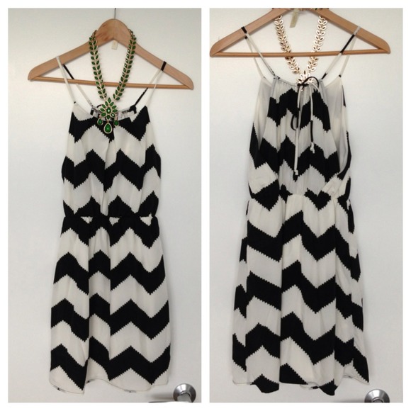 Pink Owl Dresses & Skirts - Pink Owl Black and White Chevron Dress, Small 3 Pink Owl Dresses & Skirts - Pink Owl Black and White Chevron Dress, Small 3
