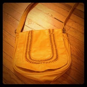 Mustard yellow handbag purchased from mod cloth Mustard yellow handbag purchased from mod cloth