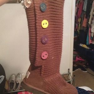 Brown Classic Cardy UGGS w/ colored buttons Brown Classic Cardy UGGS w/ colored buttons