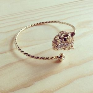 Jewelry - Tiger cuff - gold Jewelry - Tiger cuff - gold