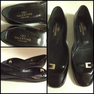  VALENTINO Authentic Black Leather Ballet Flats VALENTINO Authentic Black Leather Ballet Flats