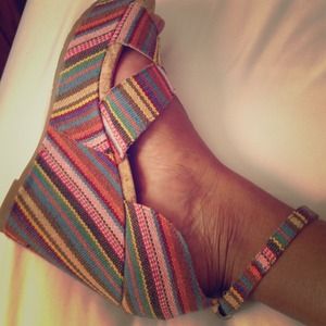 *NWOT* Rocket Dog Clara Wedge Sandal (REDUCED) *NWOT* Rocket Dog Clara Wedge Sandal (REDUCED)