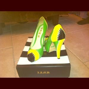 L.A.M.B. leather high heels. Never worn. L.A.M.B. leather high heels. Never worn.