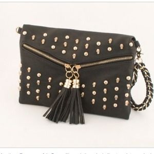 NWT SKULL STUD TASSEL ENVELOPE CLUTCH BLACK NWT SKULL STUD TASSEL ENVELOPE CLUTCH BLACK