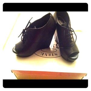 Steve Madden Oxford wedge black Steve Madden Oxford wedge black