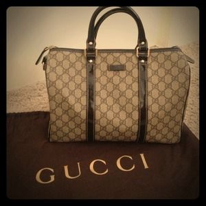 Authentic Gucci Joy Medium Boston Bag Authentic Gucci Joy Medium Boston Bag