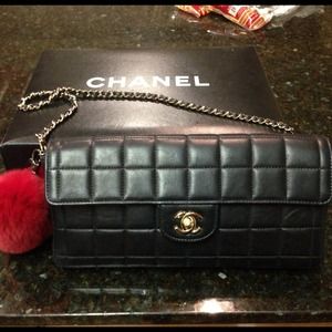 Authentic Chanel Lambskin handbag/clutch Authentic Chanel Lambskin handbag/clutch