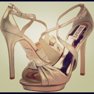 Badgley Mischka heels size 7! Rose gold leather Badgley Mischka heels size 7! Rose gold leather