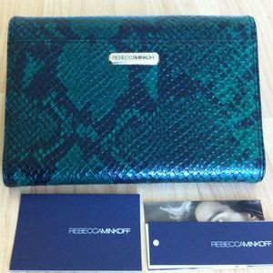 Rebecca Minkoff passport wallet Rebecca Minkoff passport wallet