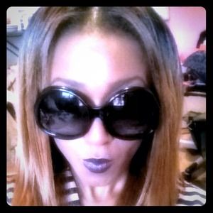 Balenciaga sunglasses 100 aut Balenciaga sunglasses 100 aut
