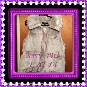 HOST PICK 1-27-14 Rachel Zoe Faux Fur Vest HOST PICK 1-27-14 Rachel Zoe Faux Fur Vest