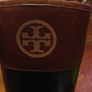 ❌ S O L D ❌ Tory Burch Rainboots Size 8 EUC ❌ S O L D ❌ Tory Burch Rainboots Size 8 EUC 