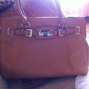 Michael kors hamilton tote Michael kors hamilton tote