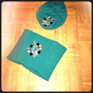 NWOT-Betsey Johnson hat and scarfprice reduced NWOT-Betsey Johnson hat and scarfprice reduced