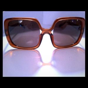 Brown house of Harlow sunglasses Brown house of Harlow sunglasses