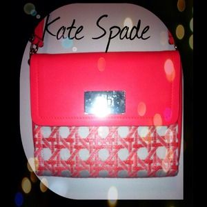 NWOT Kate spade cottage house bag HOST PICK!! NWOT Kate spade cottage house bag HOST PICK!!