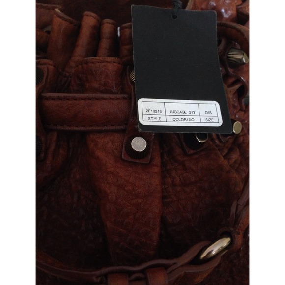 Alexander Wang Handbags - Host Pick! ๐๐NWT Alexander Wang Diego Bucket Bag 4 Alexander Wang Handbags - Host Pick! ๐๐NWT Alexander Wang Diego Bucket Bag 4