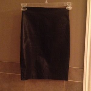 Black metallic pencil skirt Black metallic pencil skirt