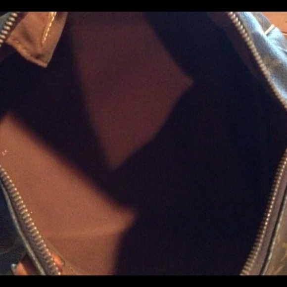 Louis Vuitton Handbags - Authentic Louis Vuitton Speedy 30 4 Louis Vuitton Handbags - Authentic Louis Vuitton Speedy 30 4