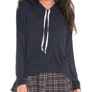 LOOKING FOR NAVY LAYLA HOODIE BRANDY MELVILLE LOOKING FOR NAVY LAYLA HOODIE BRANDY MELVILLE