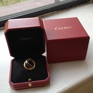 Reduced✨Cartier 18k 5-gold Trinity ring Reduced✨Cartier 18k 5-gold Trinity ring