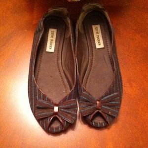 Peep toe flats Peep toe flats