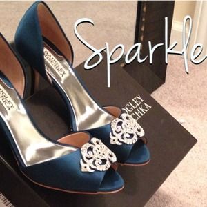 Badgley Mischka Satin 'Salsa' Teal Heels - 7 NWT! Badgley Mischka Satin 'Salsa' Teal Heels - 7 NWT!